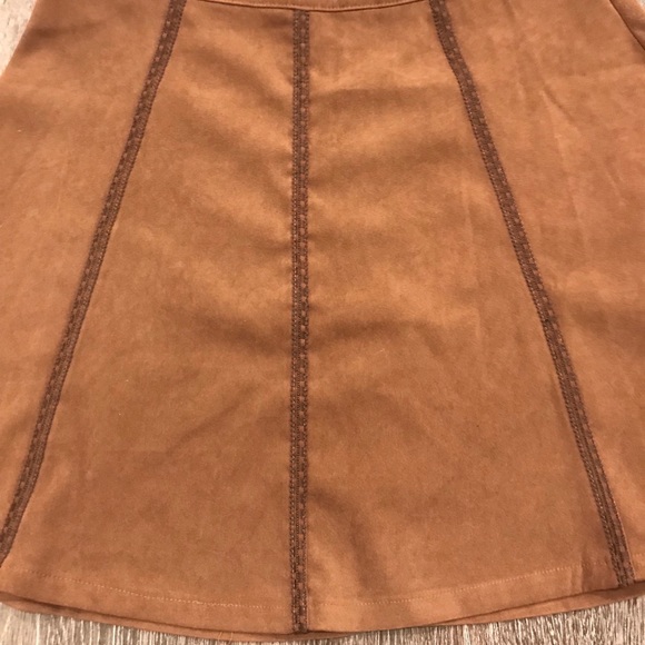 Brown High Waisted Faux Suede Skirt - Picture 4 of 5